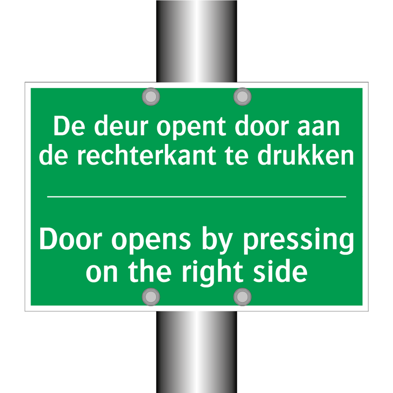 De deur opent door aan de rechterkant /.../ - Door opens by pressing on /.../