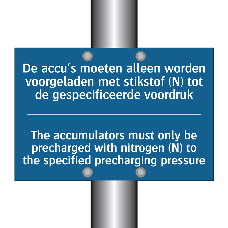 De accu's moeten alleen worden /.../ - The accumulators must only be /.../