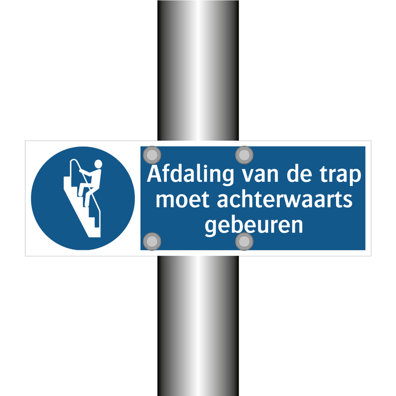 Afdaling van de trap moet achterwaarts gebeuren & Afdaling van de trap moet achterwaarts gebeuren